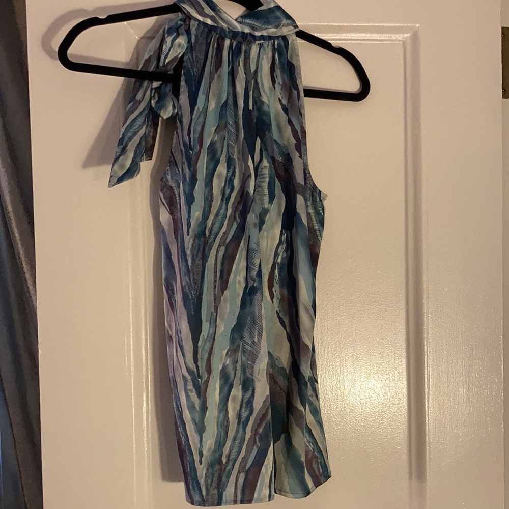 Michael Kors silk halter top (size 6) - Picture 2 of 6